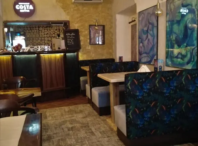 Prudentia Qulturalna Bed & Breakfast 3*