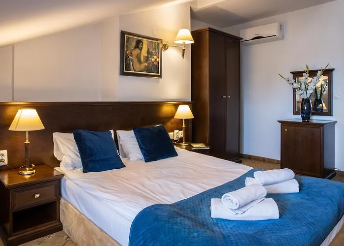 Prudentia Qulturalna Bed & Breakfast 3*
